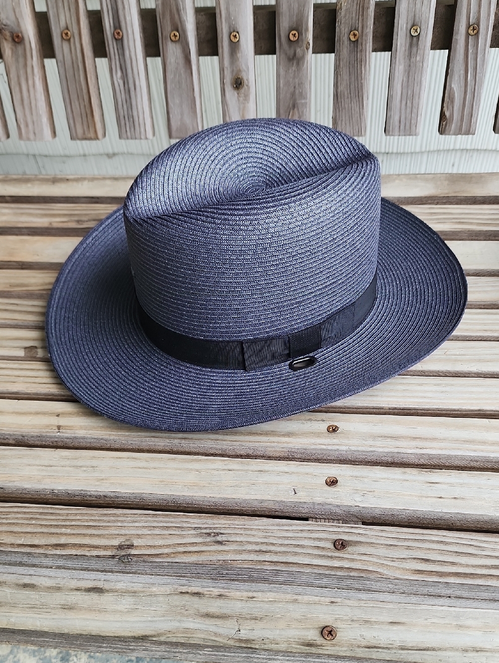 Stratton Mens Self Forming Hat